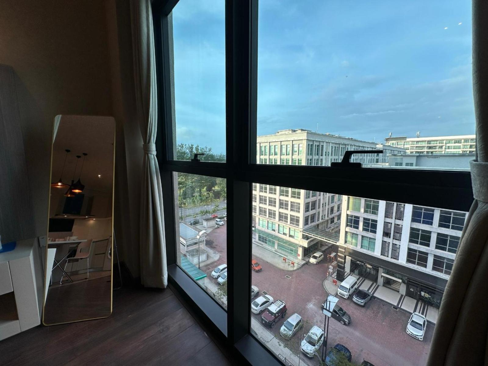 Beside Imago City Centre Soho Private Room By Wj Homestay Kota Kinabalu Exterior photo