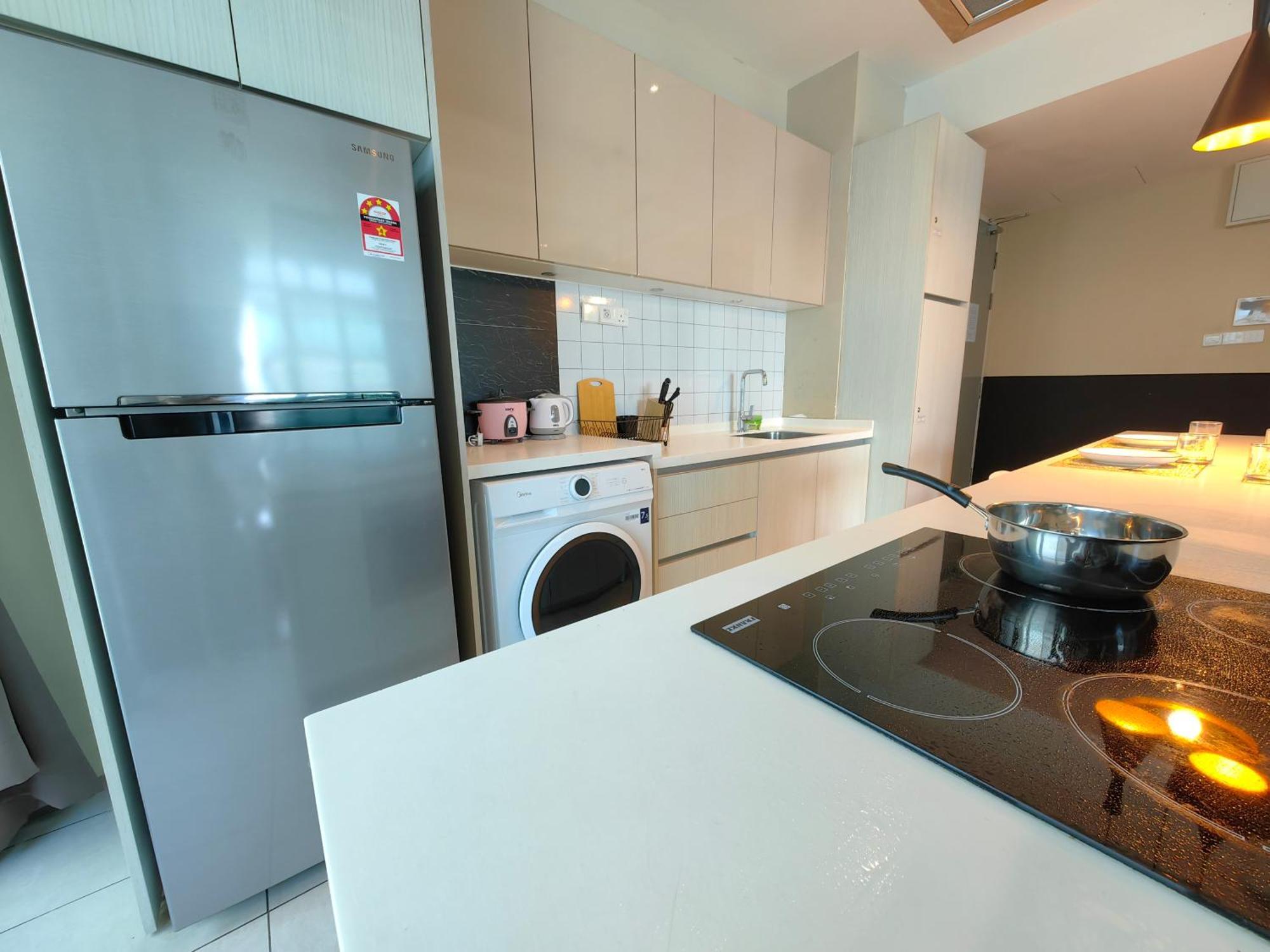 Beside Imago City Centre Soho Private Room By Wj Homestay Kota Kinabalu Exterior photo